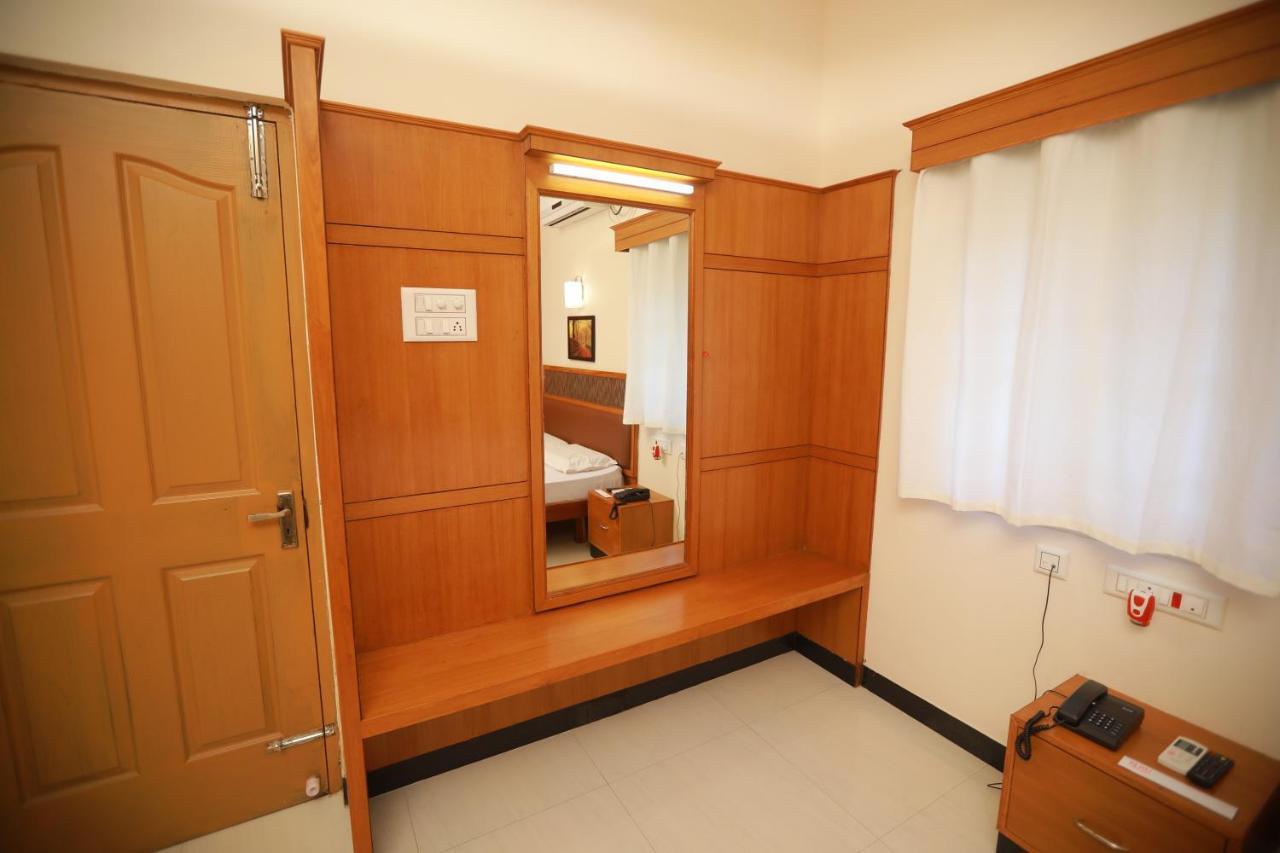 Jmj Comfort Hotell Salem Exteriör bild